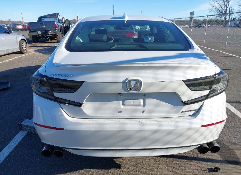 Photo 16 of 2019 Honda Accord SPORT (VIN 1HGCV1E32KA005822)