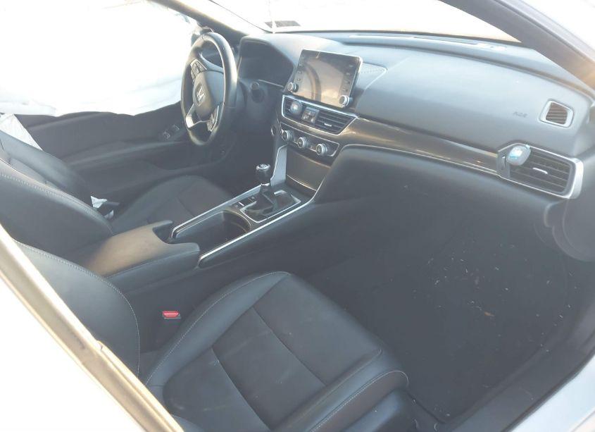 Photo 5 of 2019 Honda Accord SPORT (VIN 1HGCV1E35KA115988)