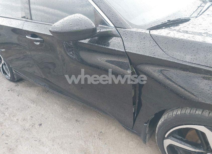 Photo 6 of 2018 Honda Accord SPORT (VIN 1HGCV1E37JA003708)