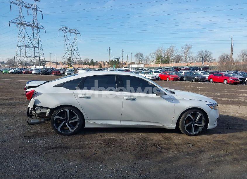 Photo 13 of 2019 Honda Accord SPORT (VIN 1HGCV1E38KA100840)