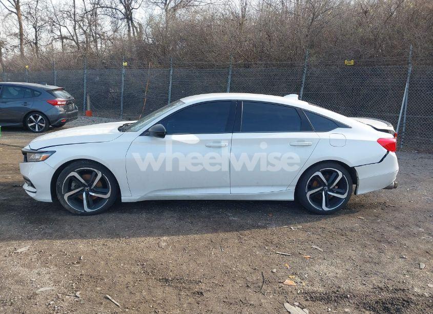 Photo 14 of 2019 Honda Accord SPORT (VIN 1HGCV1E38KA100840)