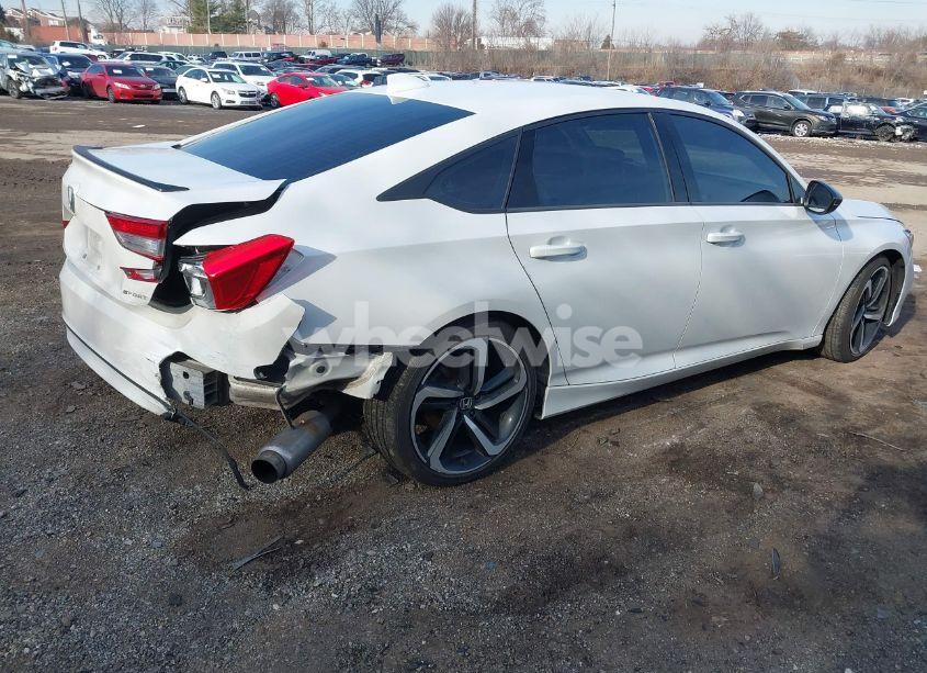 Photo 4 of 2019 Honda Accord SPORT (VIN 1HGCV1E38KA100840)