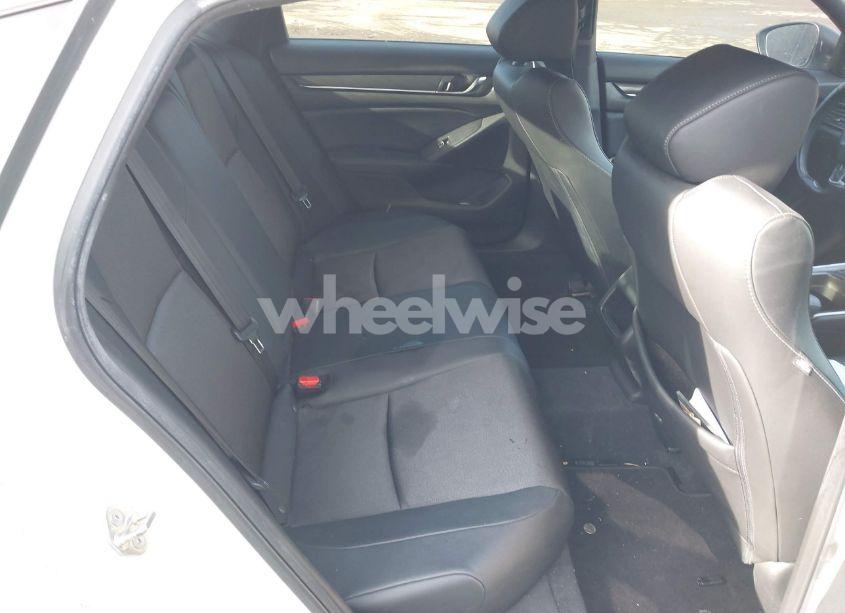 Photo 8 of 2019 Honda Accord SPORT (VIN 1HGCV1E38KA100840)