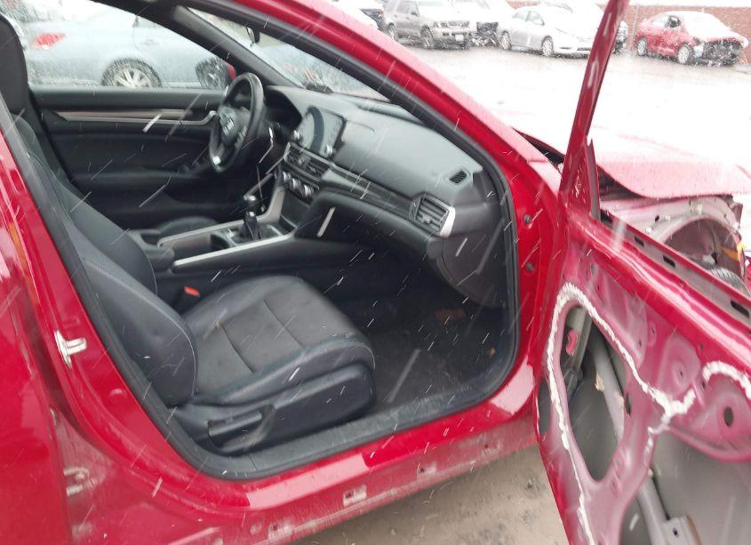 Photo 5 of 2018 Honda Accord SPORT (VIN 1HGCV1E39JA189137)