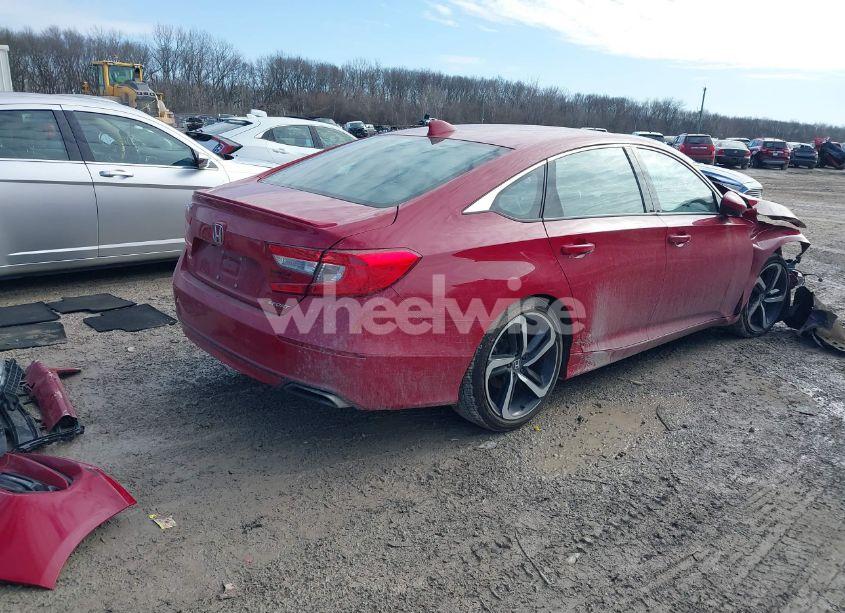 Photo 4 of 2019 Honda Accord SPORT (VIN 1HGCV1E3XKA046053)