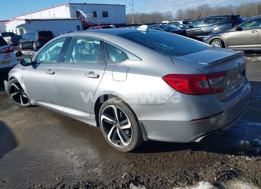 Photo 3 of 2019 Honda Accord SPORT (VIN 1HGCV1E3XKA157024)