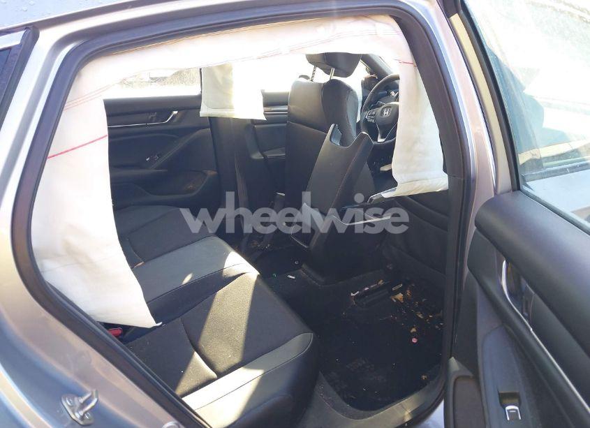 Photo 8 of 2019 Honda Accord SPORT (VIN 1HGCV1E3XKA157024)