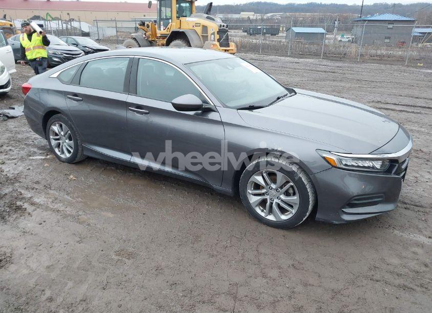2018 Honda Accord LX (VIN 1HGCV1F10JA001134) main photo