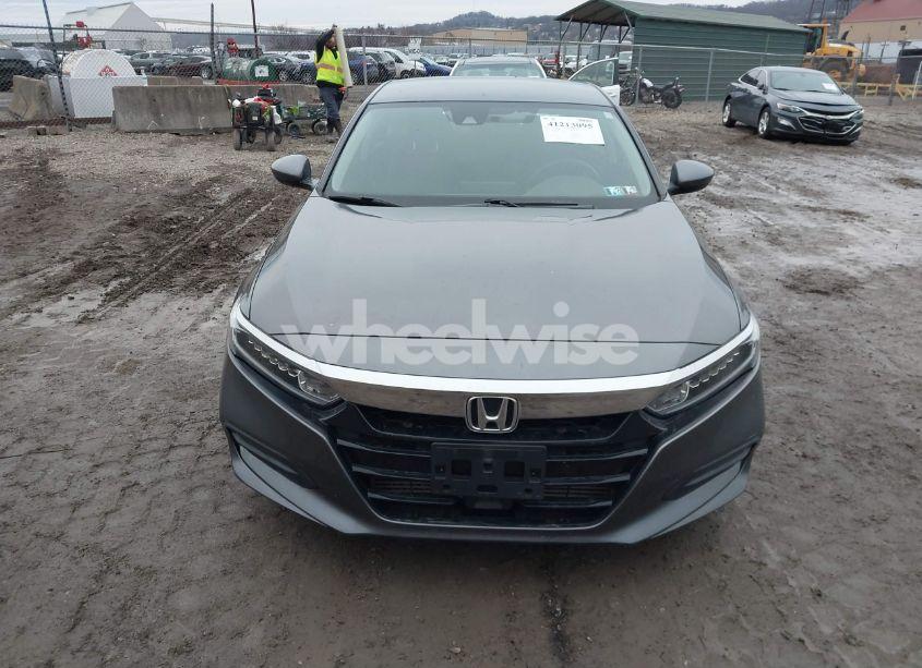 Photo 13 of 2018 Honda Accord LX (VIN 1HGCV1F10JA001134)