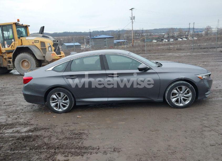 Photo 14 of 2018 Honda Accord LX (VIN 1HGCV1F10JA001134)