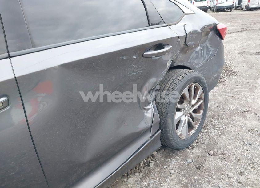 Photo 16 of 2018 Honda Accord LX (VIN 1HGCV1F10JA009623)