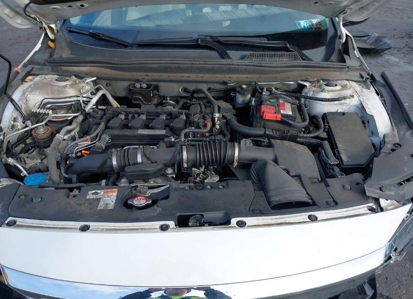 Photo 10 of 2018 Honda Accord LX (VIN 1HGCV1F10JA026552)