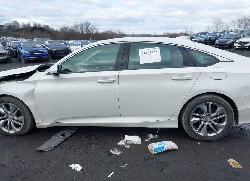 Photo 14 of 2018 Honda Accord LX (VIN 1HGCV1F10JA026552)