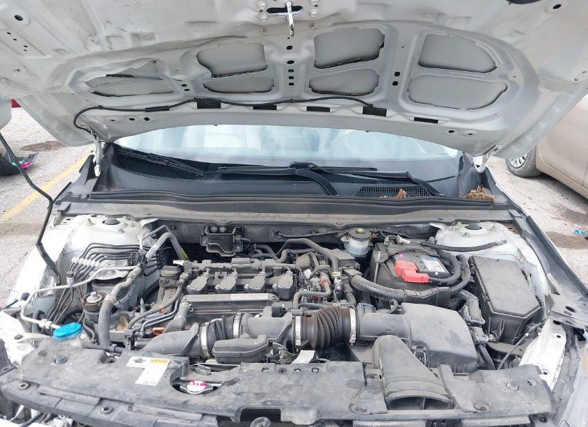 Photo 10 of 2018 Honda Accord LX (VIN 1HGCV1F10JA078070)