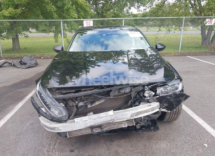 Photo 12 of 2018 Honda Accord LX (VIN 1HGCV1F10JA101962)