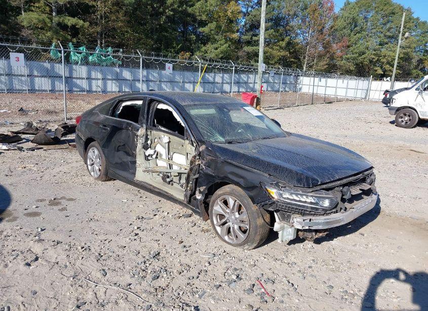 2018 Honda Accord LX (VIN 1HGCV1F10JA120088) main photo