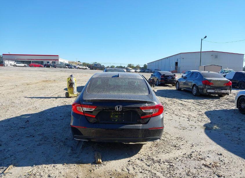 Photo 16 of 2018 Honda Accord LX (VIN 1HGCV1F10JA120088)