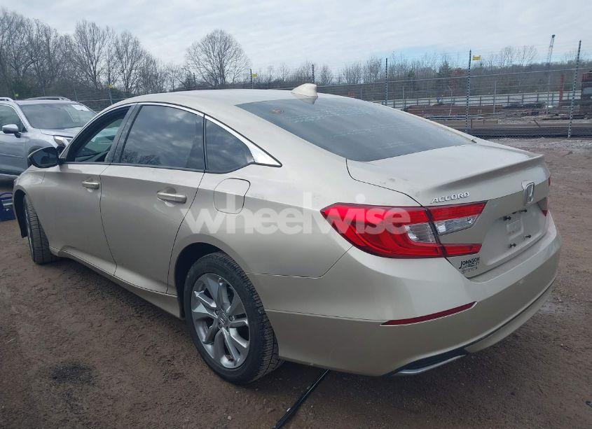 Photo 3 of 2018 Honda Accord LX (VIN 1HGCV1F10JA147176)