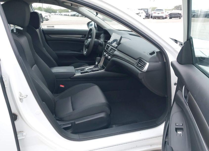 Photo 5 of 2018 Honda Accord LX (VIN 1HGCV1F10JA223432)