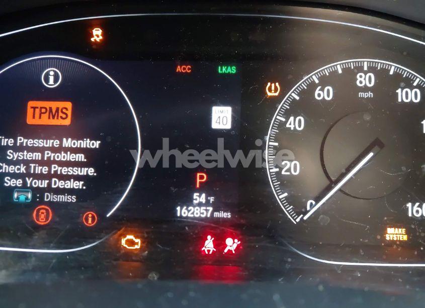Photo 15 of 2018 Honda Accord LX (VIN 1HGCV1F10JA256611)