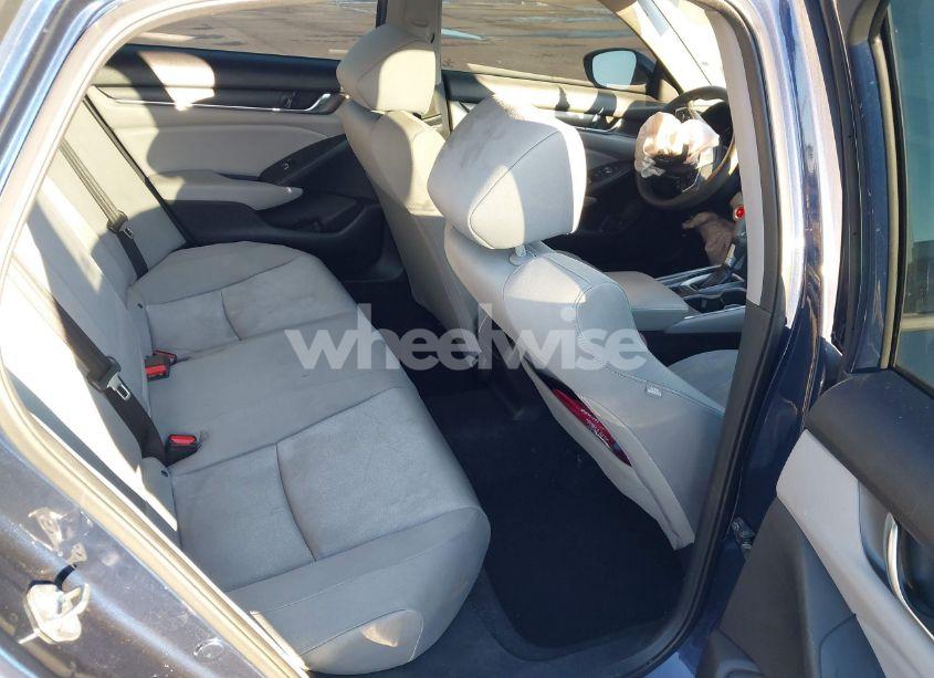 Photo 8 of 2018 Honda Accord LX (VIN 1HGCV1F10JA256611)