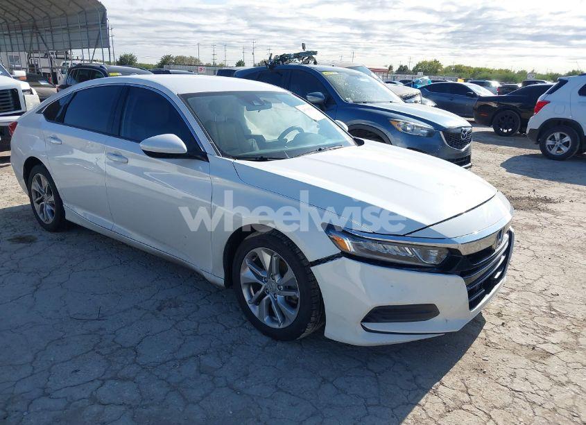 2019 Honda Accord LX (VIN 1HGCV1F10KA030814) main photo