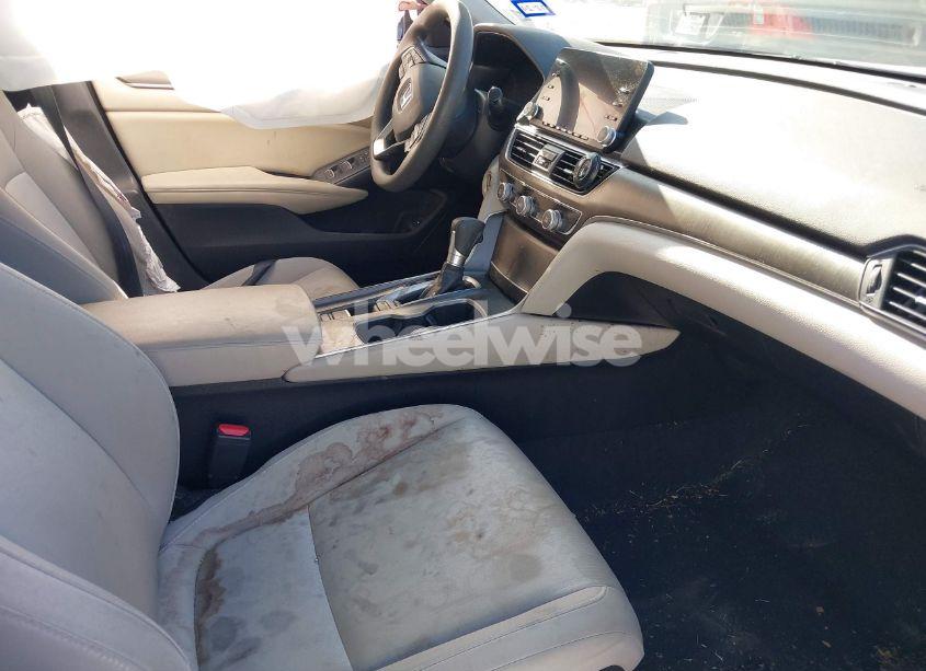 Photo 5 of 2019 Honda Accord LX (VIN 1HGCV1F10KA030814)