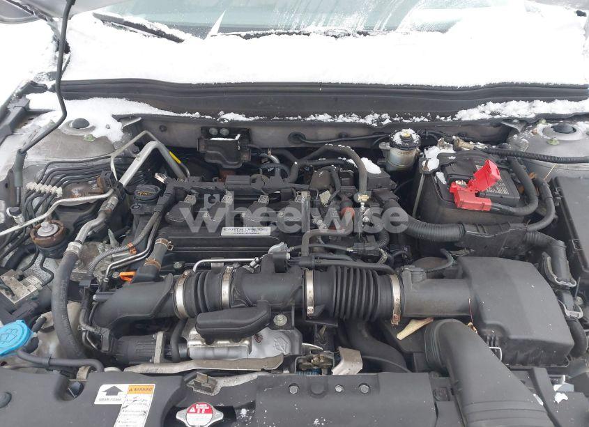 Photo 10 of 2019 Honda Accord LX (VIN 1HGCV1F10KA061173)