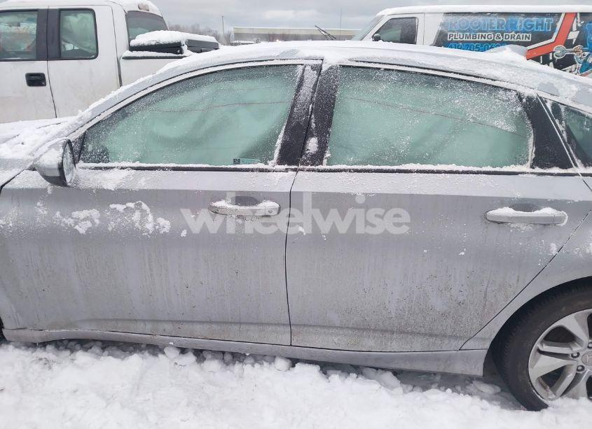 Photo 14 of 2019 Honda Accord LX (VIN 1HGCV1F10KA061173)