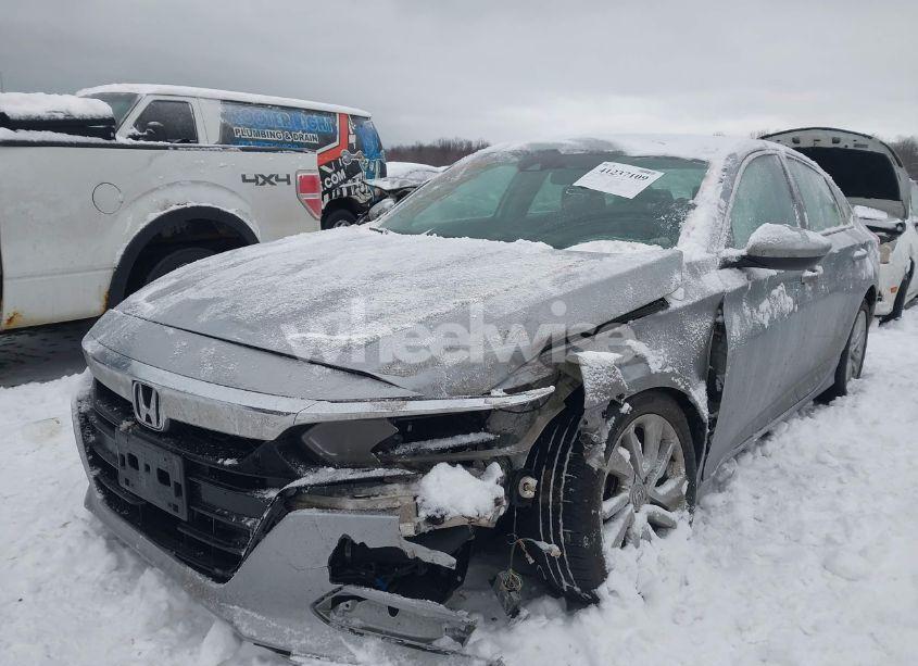 Photo 2 of 2019 Honda Accord LX (VIN 1HGCV1F10KA061173)