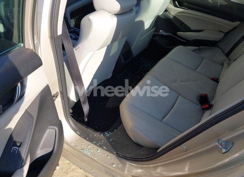 Photo 8 of 2019 Honda Accord LX (VIN 1HGCV1F10KA074490)