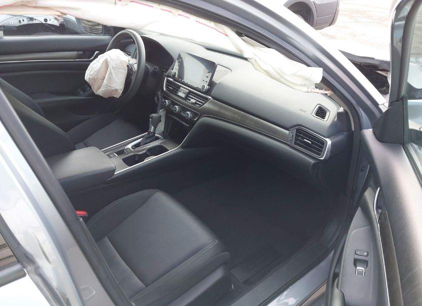 Photo 5 of 2019 Honda Accord LX (VIN 1HGCV1F10KA083772)