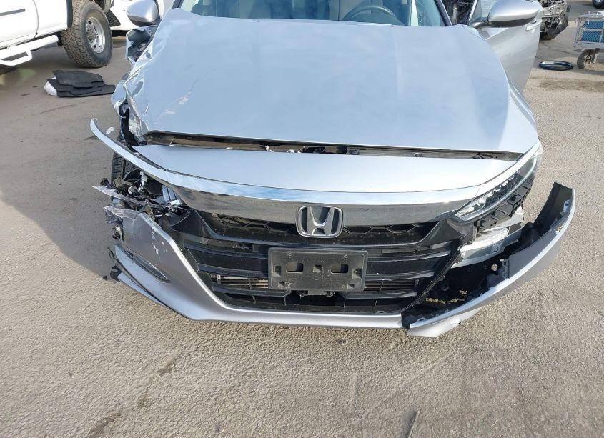 Photo 6 of 2019 Honda Accord LX (VIN 1HGCV1F10KA083772)
