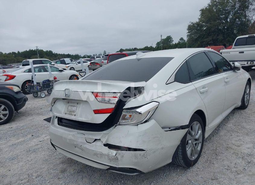 Photo 4 of 2019 Honda Accord LX (VIN 1HGCV1F10KA084565)