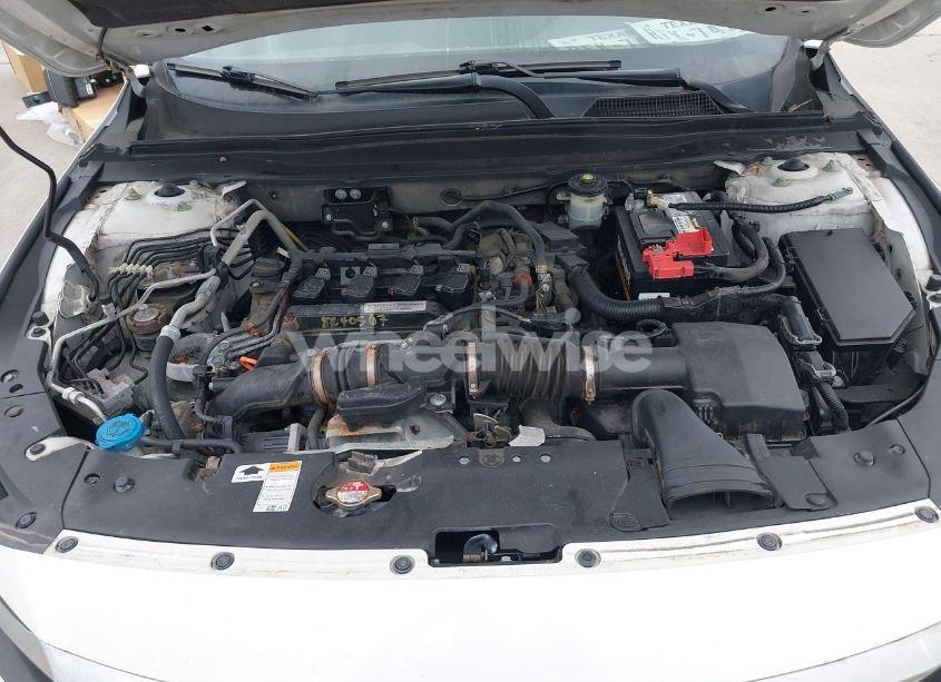 Photo 10 of 2019 Honda Accord LX (VIN 1HGCV1F10KA125924)