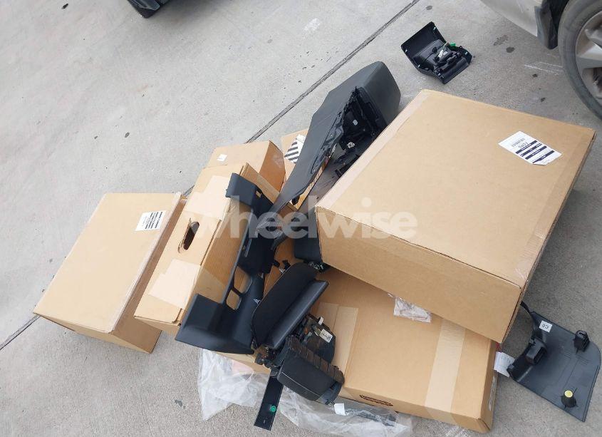 Photo 12 of 2019 Honda Accord LX (VIN 1HGCV1F10KA125924)