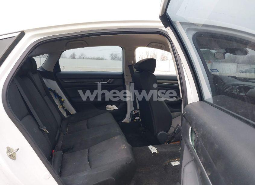 Photo 8 of 2019 Honda Accord LX (VIN 1HGCV1F10KA125924)