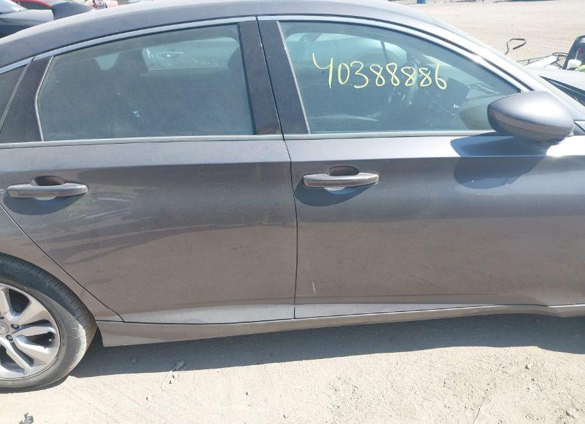 Photo 13 of 2019 Honda Accord LX (VIN 1HGCV1F10KA130394)