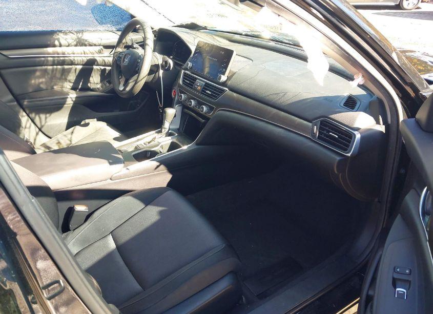 Photo 5 of 2019 Honda Accord LX (VIN 1HGCV1F10KA153366)