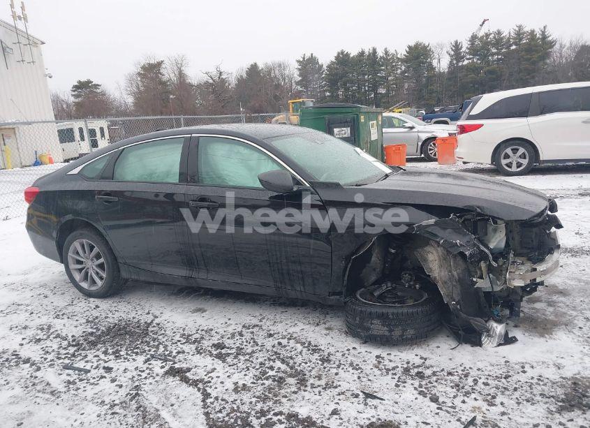 Photo 13 of 2022 Honda Accord LX (VIN 1HGCV1F10NA002631)