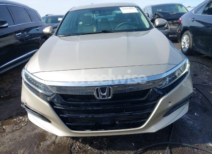 Photo 12 of 2018 Honda Accord LX (VIN 1HGCV1F11JA049855)
