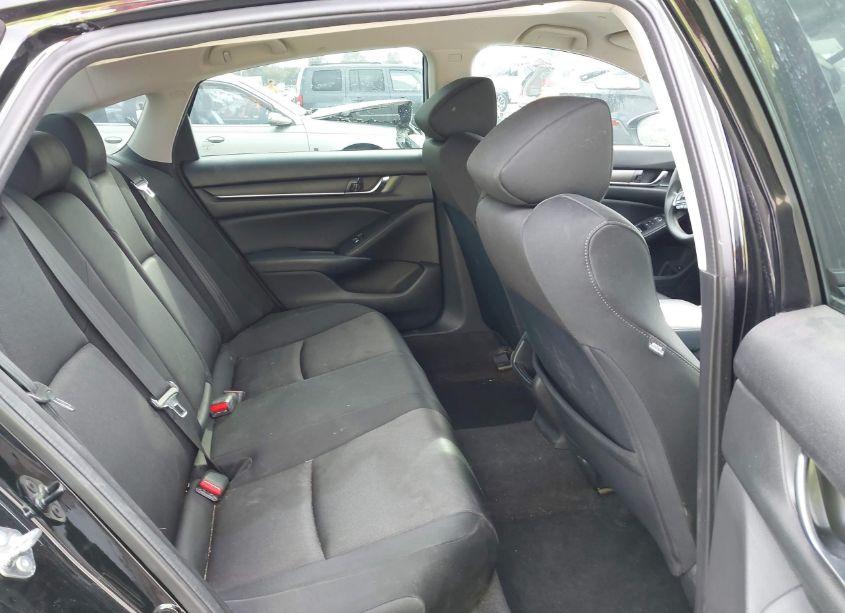 Photo 8 of 2018 Honda Accord LX (VIN 1HGCV1F11JA053470)