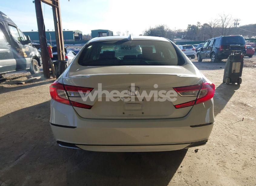 Photo 16 of 2018 Honda Accord LX (VIN 1HGCV1F11JA107737)