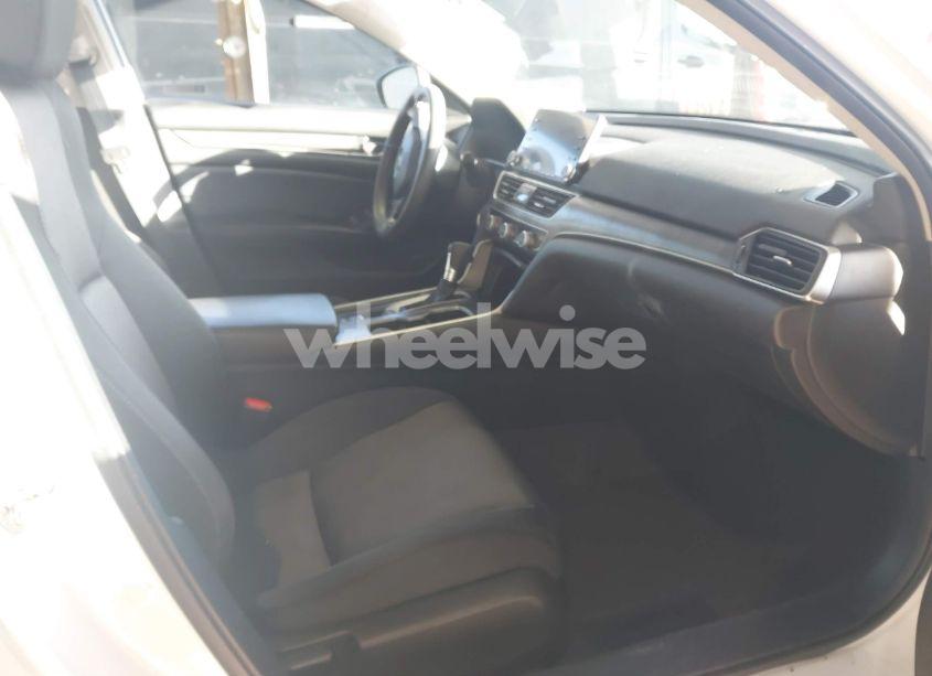 Photo 5 of 2018 Honda Accord LX (VIN 1HGCV1F11JA107737)