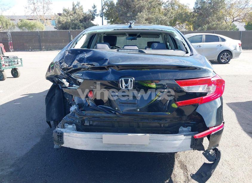 Photo 17 of 2018 Honda Accord LX (VIN 1HGCV1F11JA115627)