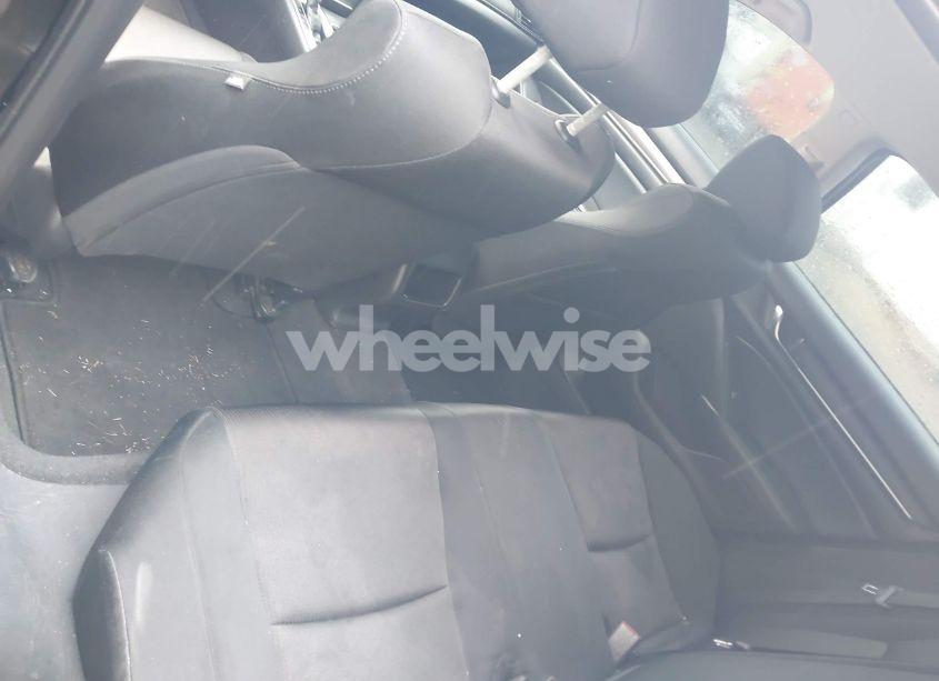 Photo 8 of 2018 Honda Accord LX (VIN 1HGCV1F11JA141922)