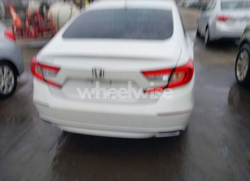 Photo 16 of 2018 Honda Accord LX (VIN 1HGCV1F11JA163760)