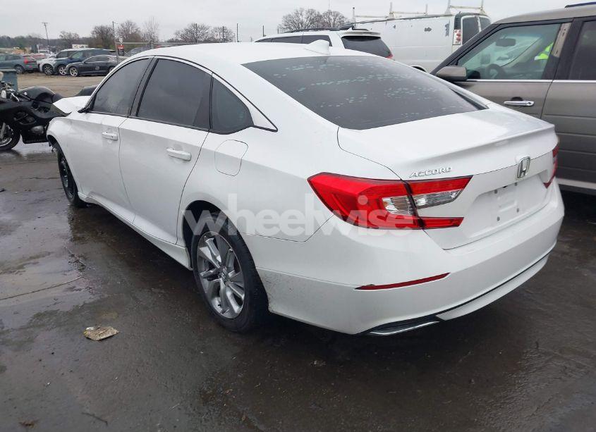 Photo 3 of 2018 Honda Accord LX (VIN 1HGCV1F11JA163760)