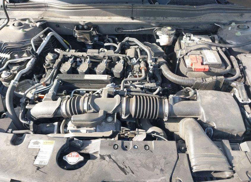 Photo 10 of 2018 Honda Accord LX (VIN 1HGCV1F11JA202279)