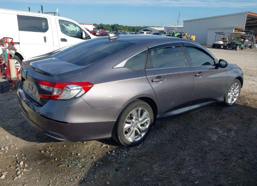Photo 4 of 2018 Honda Accord LX (VIN 1HGCV1F11JA202279)